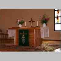 905-1128 Sonderfahrt nach Tapiau im Juni 2003. Der Altar der evangelischen Kirche in Koenigsberg..jpg